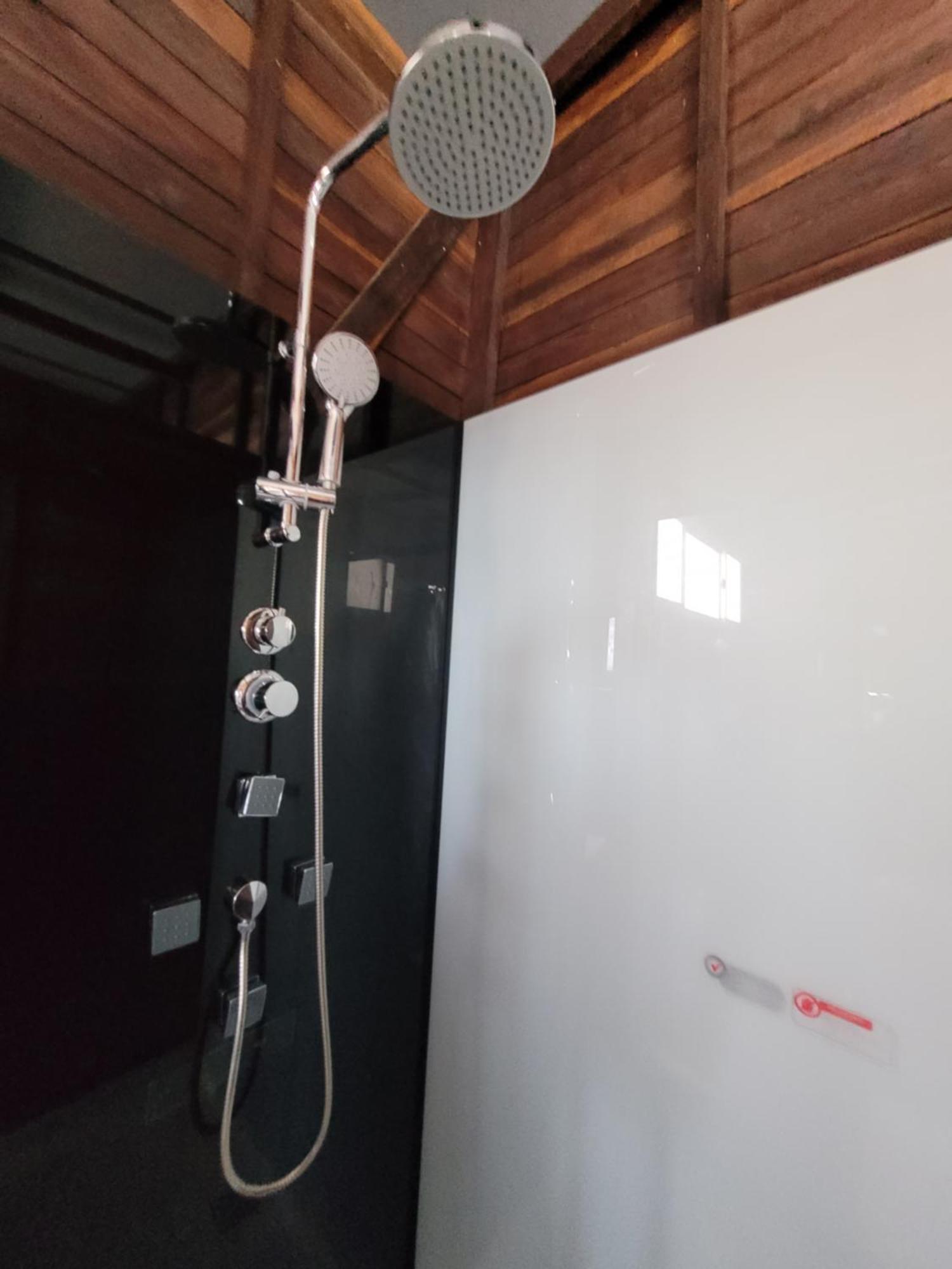 321 Surprise Beach House And Glamping Archibolds Exterior photo